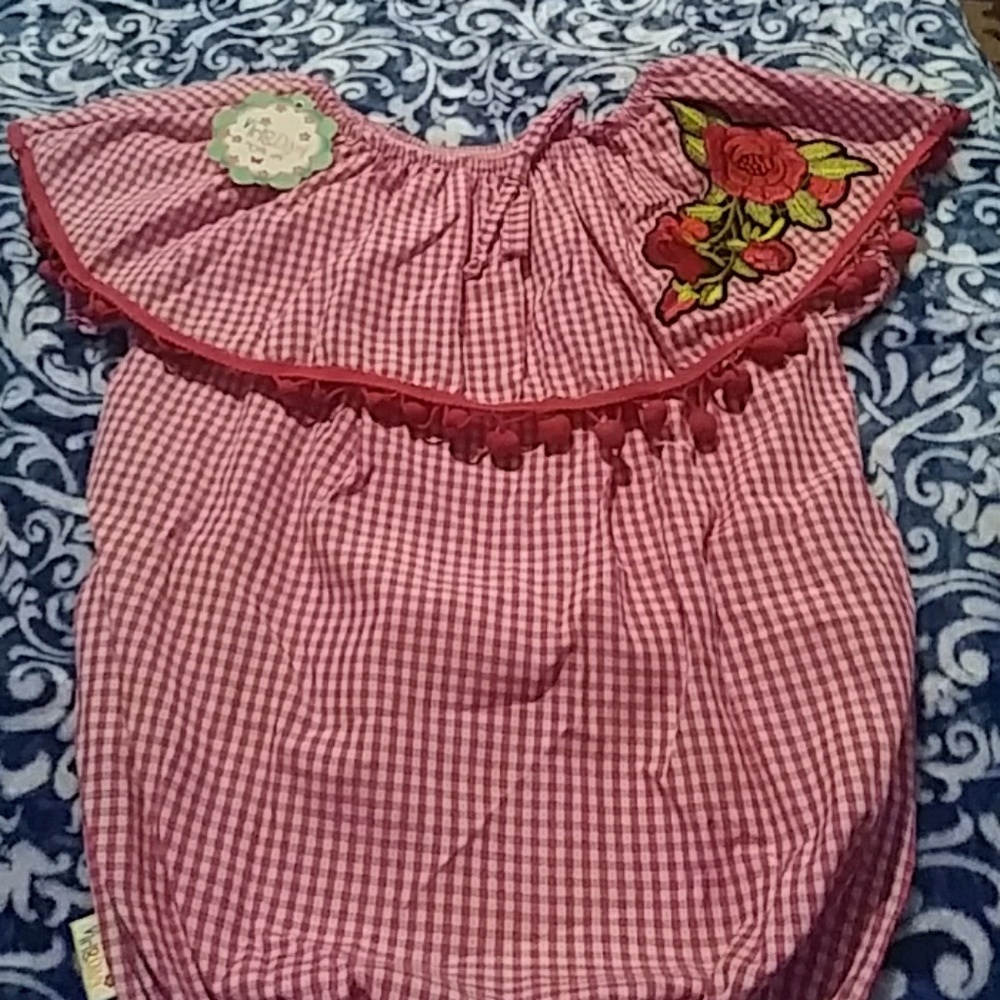 Bueatifull pink top more info down below